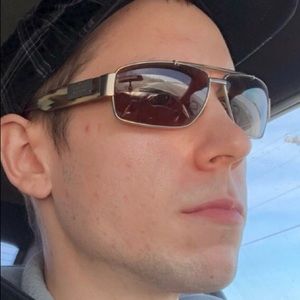 Meet your Posher, Dylan